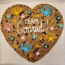 Load image into Gallery viewer, Heart Cookie Pizza