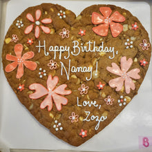 Load image into Gallery viewer, Heart Cookie Pizza