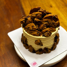 Load image into Gallery viewer, Custom Cake