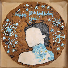 Load image into Gallery viewer, 14" Cookie Pizza