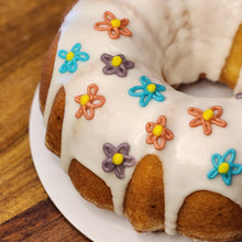 Load image into Gallery viewer, Lemon Bundt