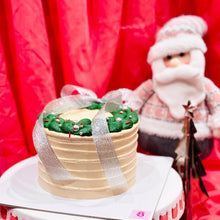 Load image into Gallery viewer, Holiday Velvet Cake
