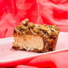 Load image into Gallery viewer, Apple Pie Cheesecake
