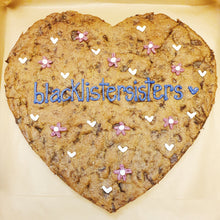 Load image into Gallery viewer, 12&quot; Heart Cookie Pizza
